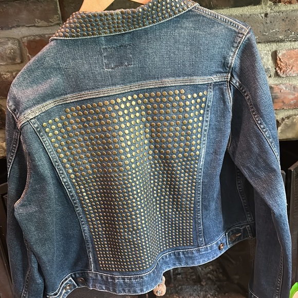 Lucky Brand Studded Denim Jacket XL, Cropped. Like New! - Picture 3 of 6
